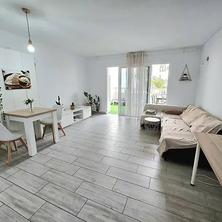 Con Piscina A 500m De La Playa Apartman *